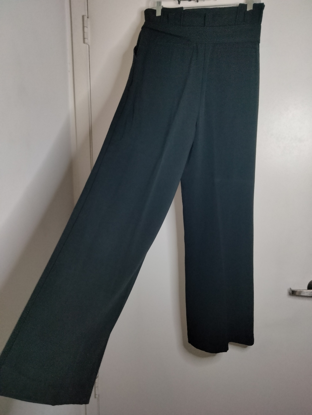 New York & Company (Size 8) Classic Black Stretch Paperbag Belted Wide-Leg Pants - Picture 9 of 14
